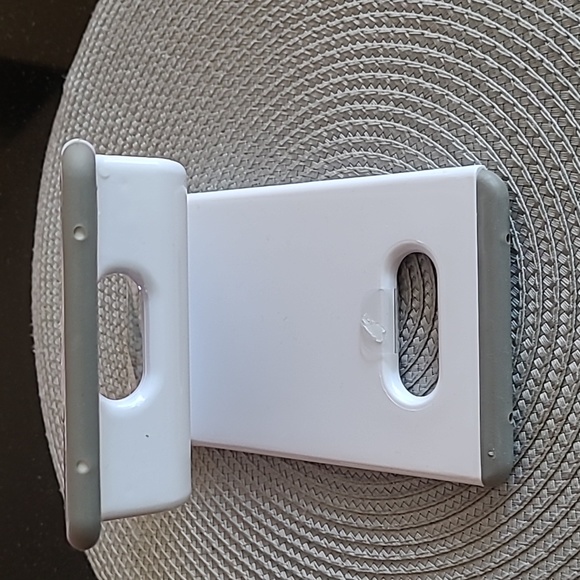 Tablet/Phone Easel - Picture 5 of 7